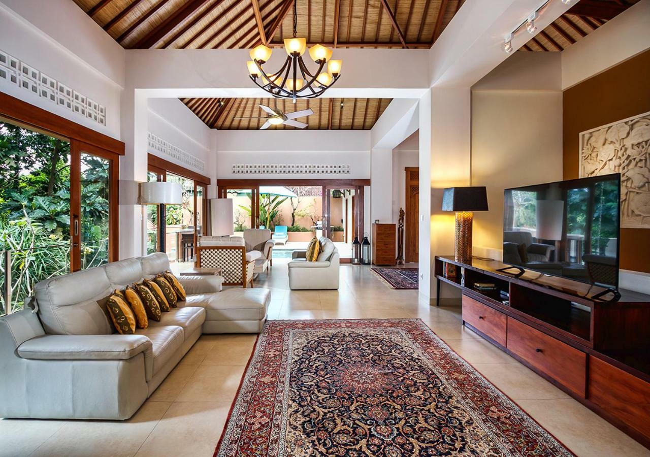 Villa Kembar Ubud Extérieur photo