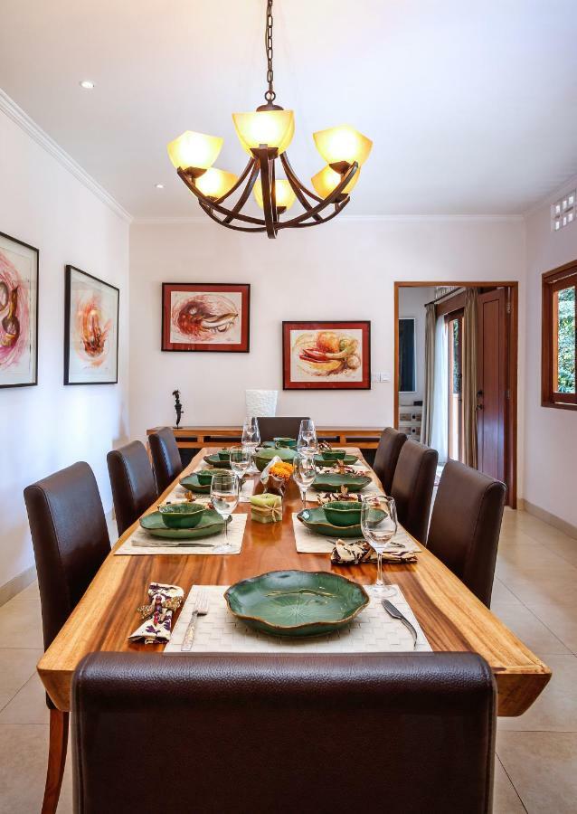 Villa Kembar Ubud Extérieur photo